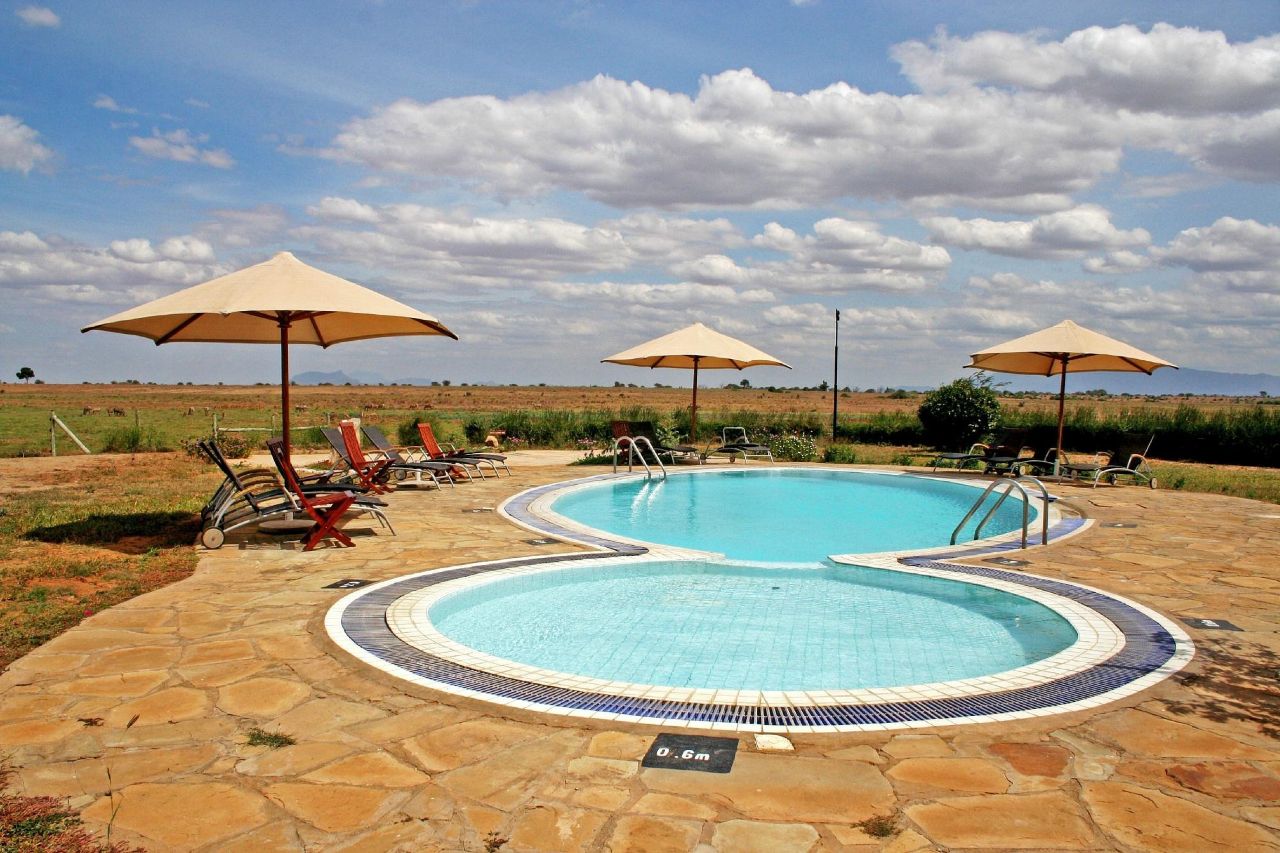 Ashnil Aruba Lodge in Tsavo East national park